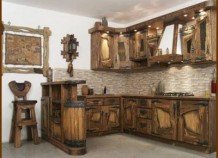 Деревянная мебель под старину – изысканная красота