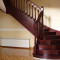 Особенности конструкции и преимущества деревянных лестниц